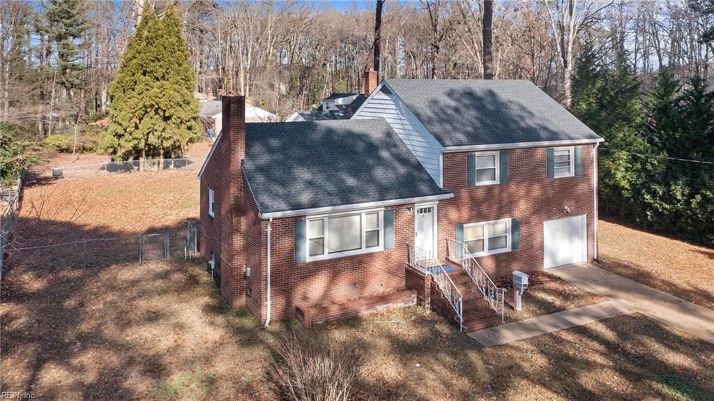 Photo of 4 Garland Drive, Newport News, VA 23606 (MLS # 10614166)