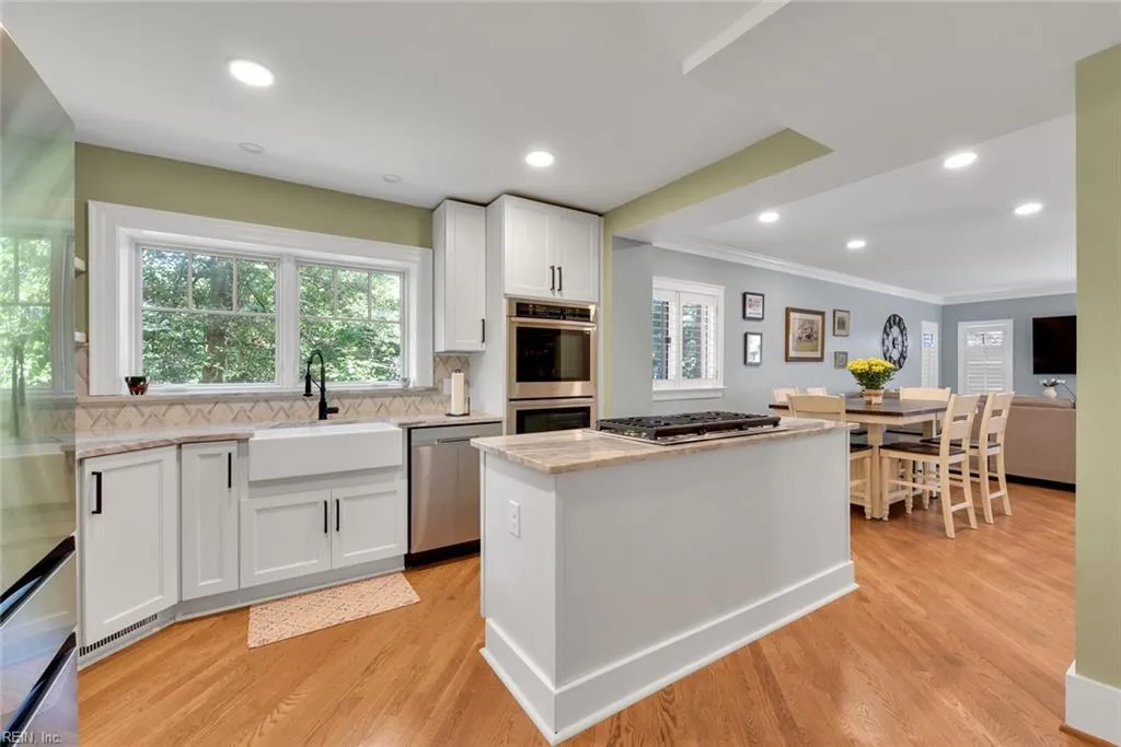 Hampton, Virginia 23661, United States, 4 Bedrooms Bedrooms, ,3 BathroomsBathrooms,Residential,Active,13824