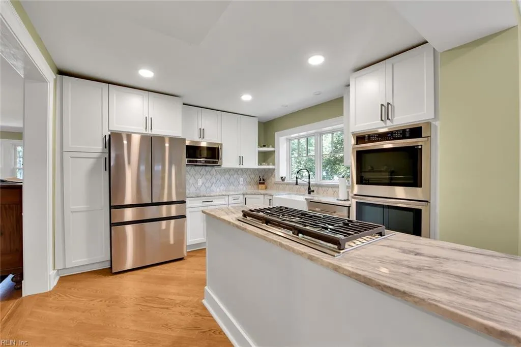 Hampton, Virginia 23661, United States, 4 Bedrooms Bedrooms, ,3 BathroomsBathrooms,Residential,Active,13824