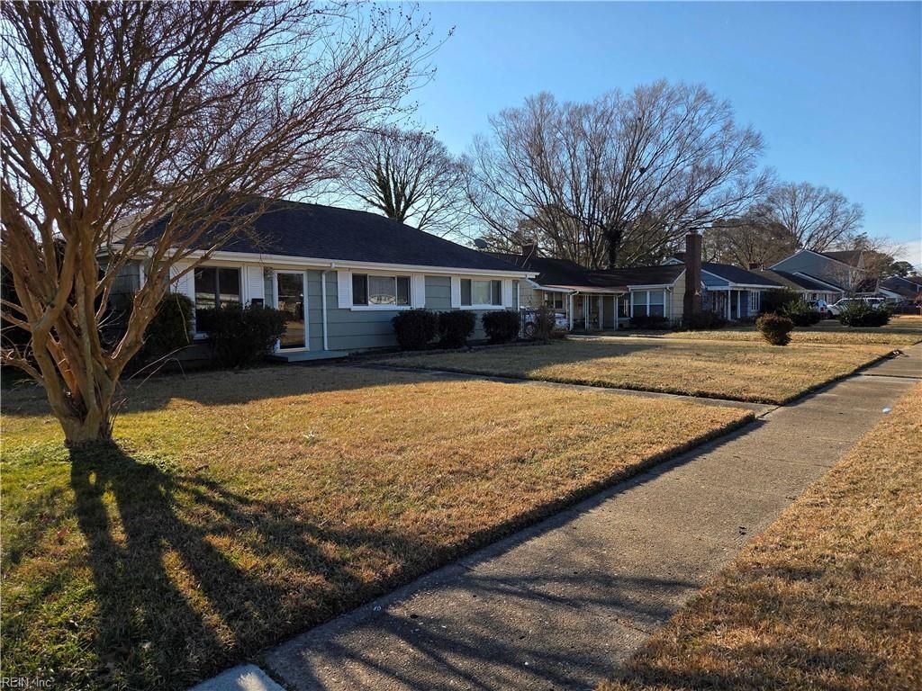 Photo of 9420 Willow Terrace, Norfolk, VA 23503 (MLS # 10620064)