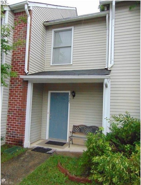 Photo of 125 Wexford Drive E, Suffolk, VA 23434 (MLS # 10641258)
