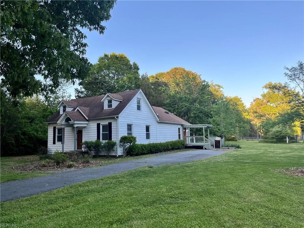 Photo of 253 George Washington Highway S, Chesapeake, VA 23323 (MLS # 10622922)