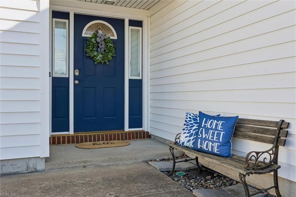 Photo of 904 Carothers Arch, Virginia Beach, VA 23464 (MLS # 10618288)