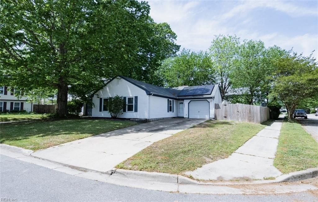 Photo of 1501 Crawley Circle, Virginia Beach, VA 23464 (MLS # 10630587)