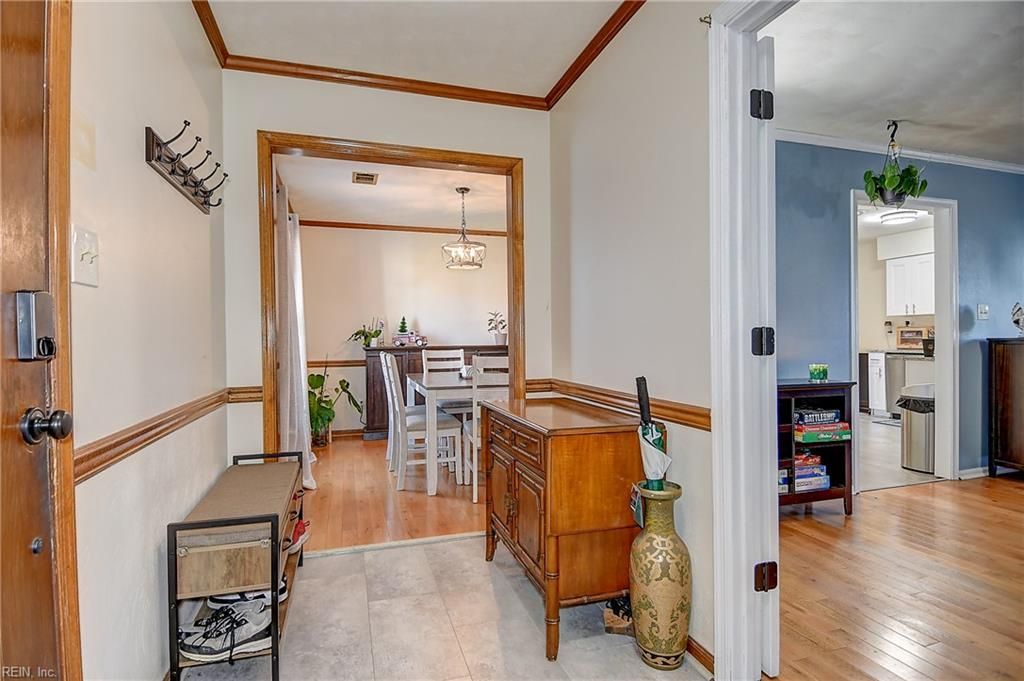 Photo of 10 Catamaran Court, Portsmouth, VA 23703 (MLS # 10612288)