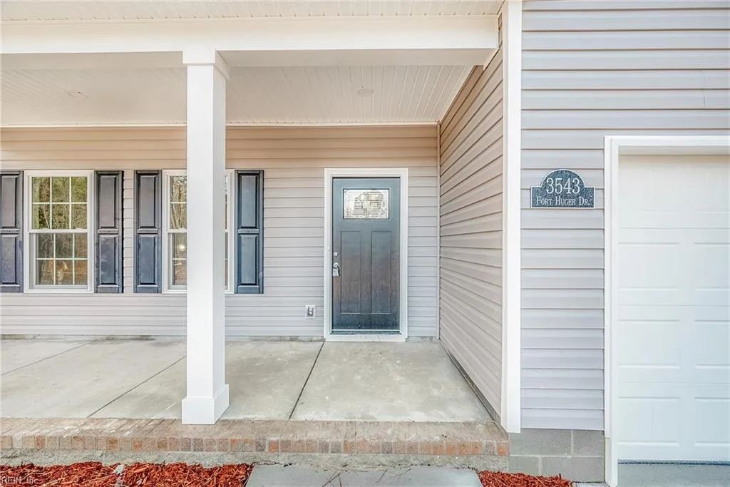 Smithfield, Virginia 23430, United States, 4 Bedrooms Bedrooms, ,3 BathroomsBathrooms,Residential,Active,18120