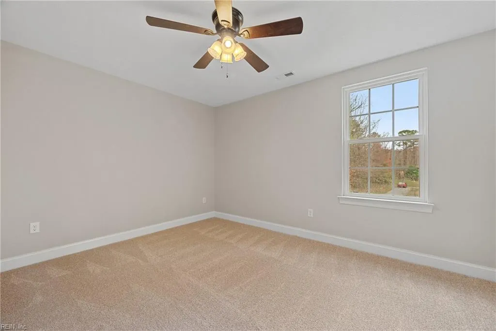 Smithfield, Virginia 23430, United States, 4 Bedrooms Bedrooms, ,3 BathroomsBathrooms,Residential,Active,18120