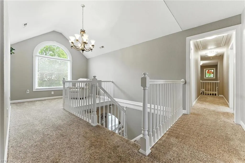 Virginia Beach, Virginia 23456, United States, 5 Bedrooms Bedrooms, ,3 BathroomsBathrooms,Residential,Active,192653