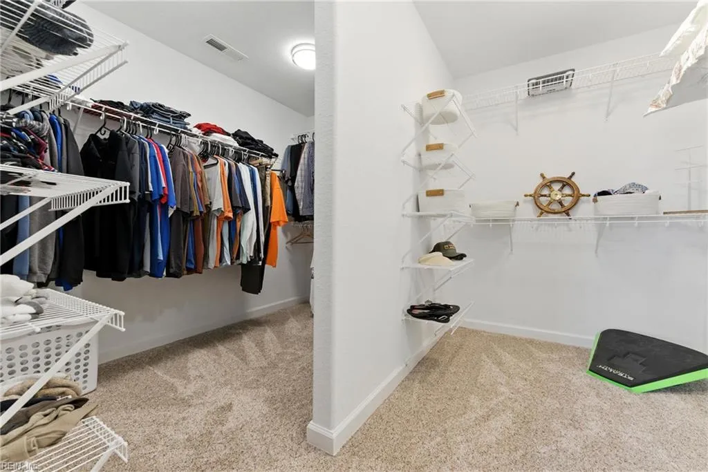 Virginia Beach, Virginia 23456, United States, 5 Bedrooms Bedrooms, ,3 BathroomsBathrooms,Residential,Active,192653