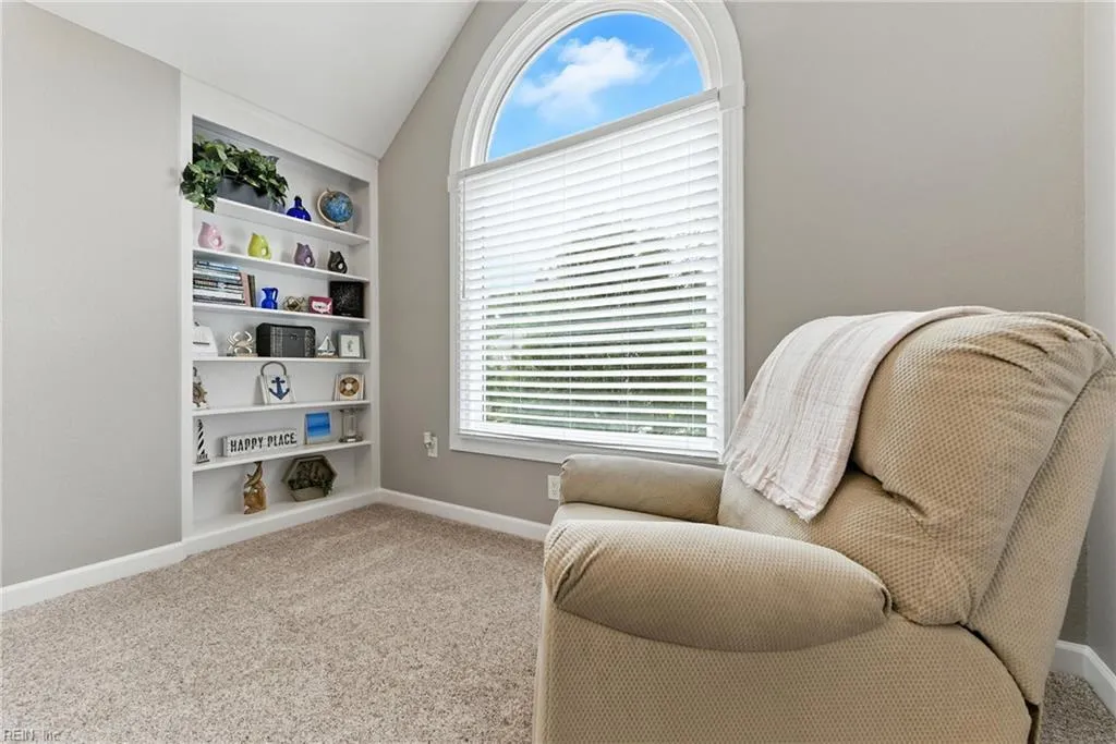 Virginia Beach, Virginia 23456, United States, 5 Bedrooms Bedrooms, ,3 BathroomsBathrooms,Residential,Active,192653