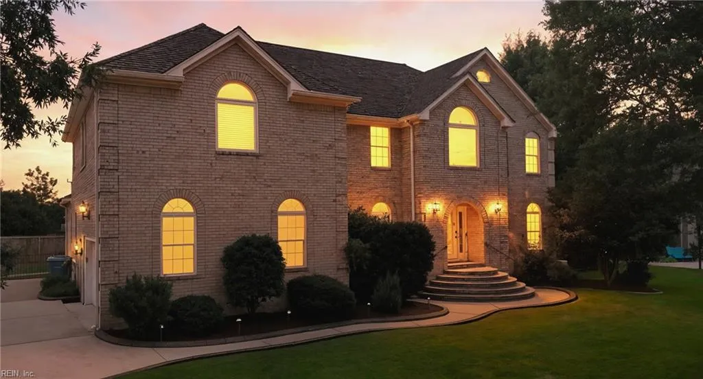 Virginia Beach, Virginia 23456, United States, 5 Bedrooms Bedrooms, ,3 BathroomsBathrooms,Residential,Active,192653