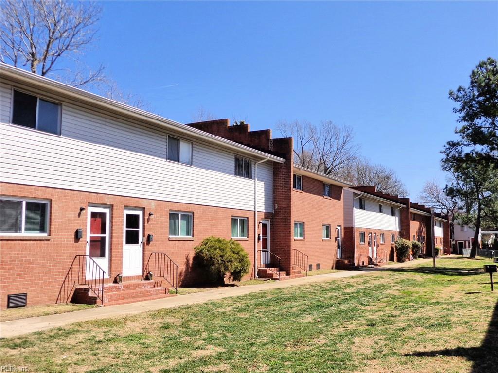 Photo of 1625 W Pembroke Avenue #19, Hampton, VA 23661 (MLS # 10652432)