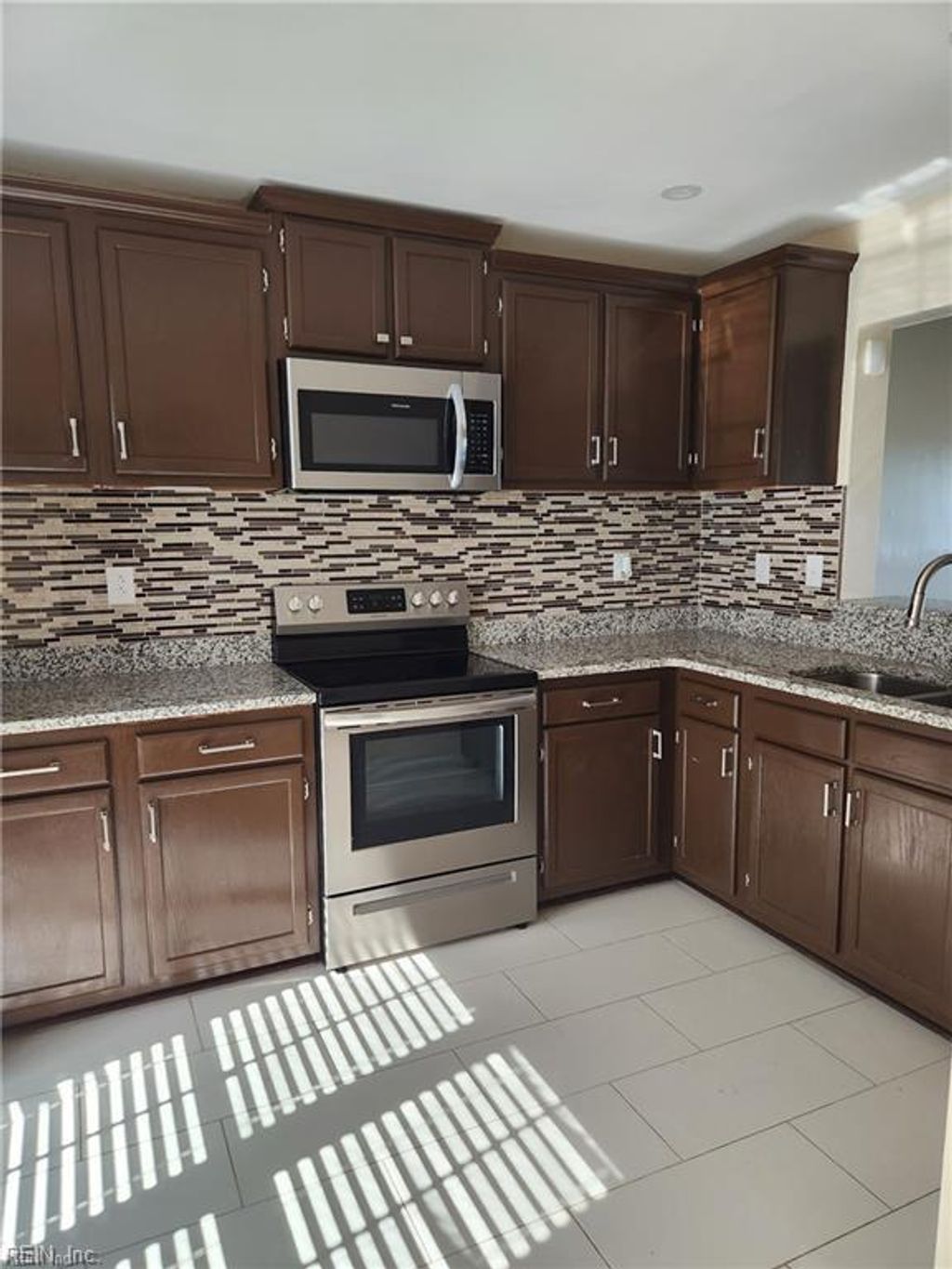 Photo of 5008 Glenwood Way, Virginia Beach, VA 23456 (MLS # 10613851)