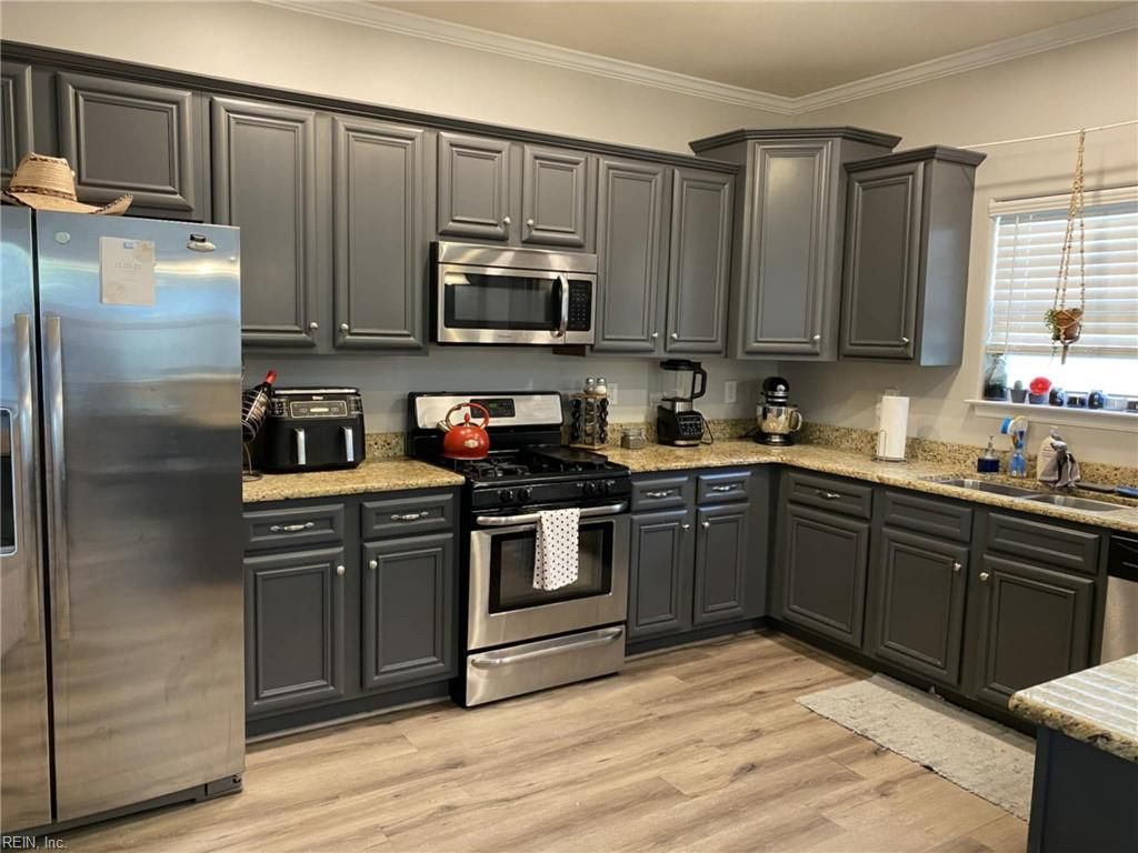 Photo of 219 Lenox Avenue, Norfolk, VA 23503 (MLS # 10608559)