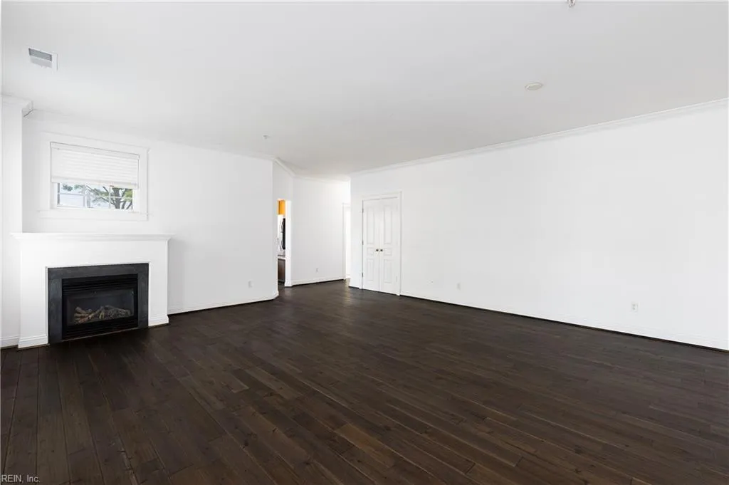 Norfolk, Virginia 23510, United States, 1 Bedroom Bedrooms, ,1 BathroomBathrooms,Residential,Active,123191