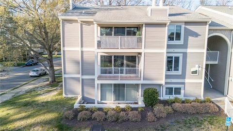 1001 Autumn Woods LN 105 Virginia Beach VA 23454