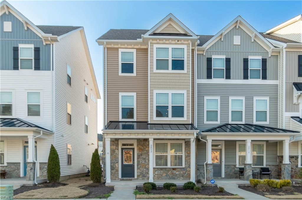 Photo of 2017 Stanford Lane, Newport News, VA 23608 (MLS # 10624909)