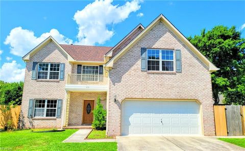 Photo of 828 Shadowberry Crest, Chesapeake, VA 23320 (MLS # 10621093)