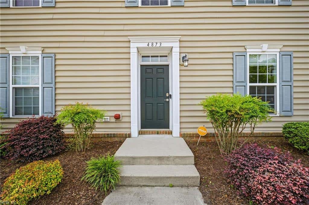 Photo of 4873 Travertine Avenue, Virginia Beach, VA 23462 (MLS # 10640645)