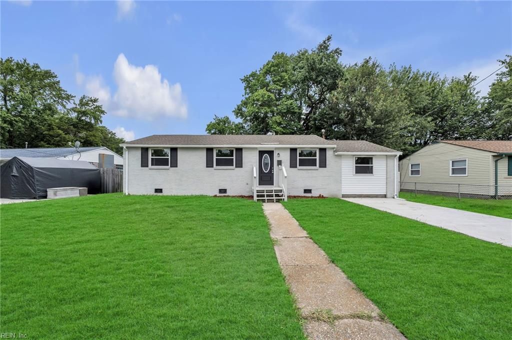 Photo of 2007 Egger Circle, Hampton, VA 23663 (MLS # 10604867)