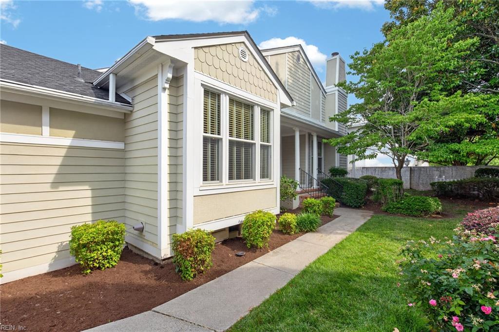 Photo of 1076 Collection Creek Way, Virginia Beach, VA 23454 (MLS # 10642049)