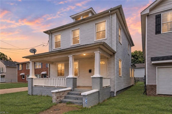 2227 ELM AVE, PORTSMOUTH, VA 23704 - Image 1ef82fd6de7db2a3d24b234b66d88c19/2099577210