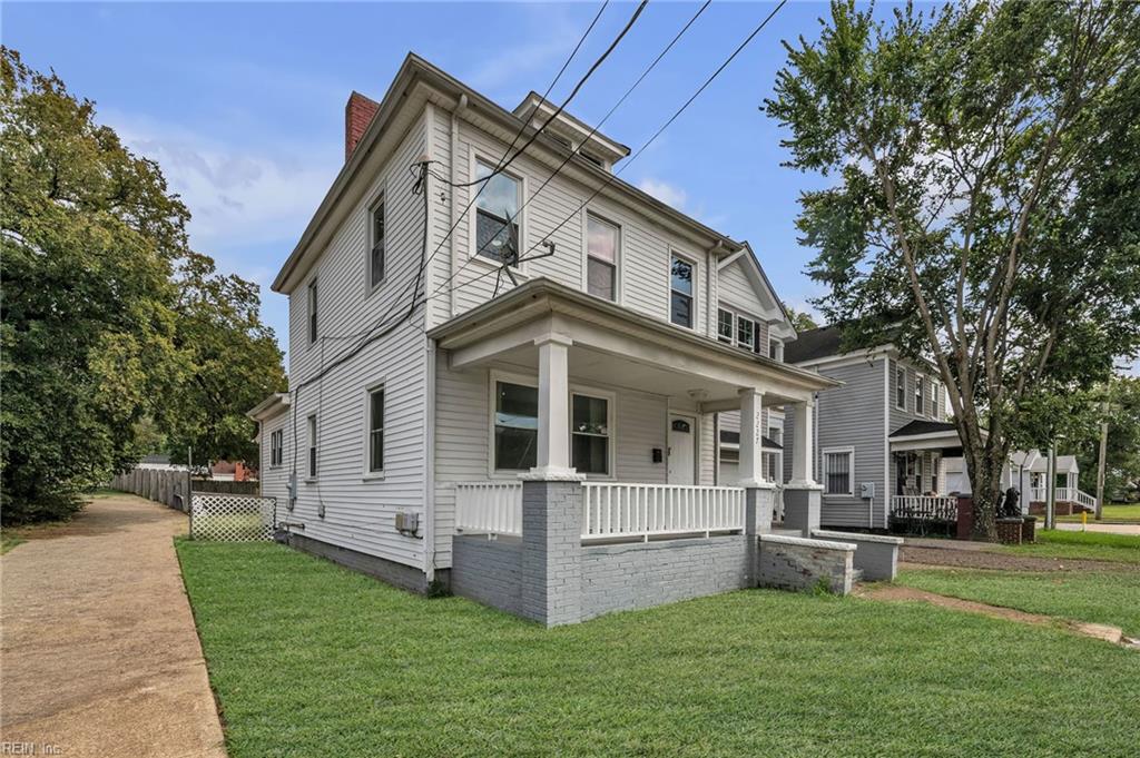 Photo of 2227 Elm Avenue, Portsmouth, VA 23704 (MLS # 10654456)