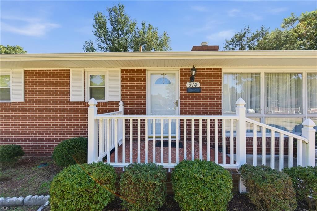 Photo of 914 North Avenue, Newport News, VA 23605 (MLS # 10607759)