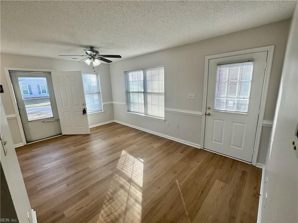 Photo of 1562 Indiana Avenue #1562, Virginia Beach, VA 23454 (MLS # 10619645)