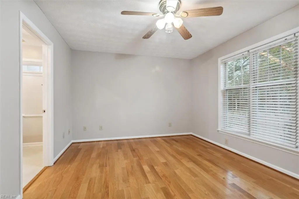 Smithfield, Virginia 23430, United States, 5 Bedrooms Bedrooms, ,4 BathroomsBathrooms,Residential,Active,31945