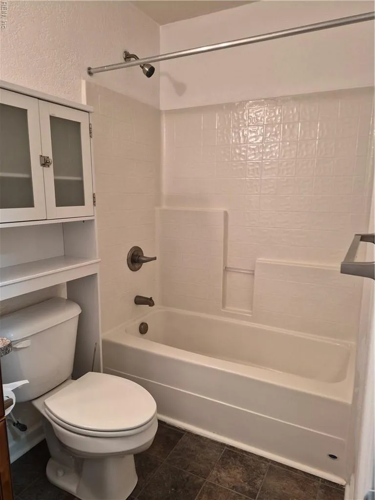 Chesapeake, Virginia 23320, United States, 4 Bedrooms Bedrooms, ,3 BathroomsBathrooms,Residential,Active,256888