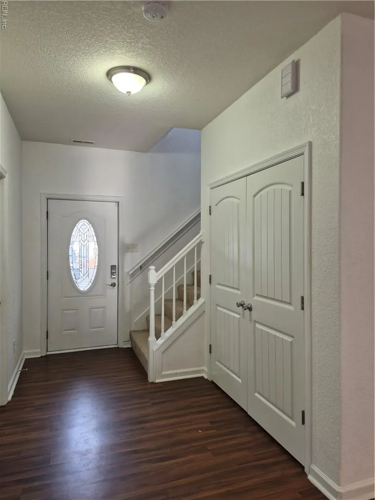 Chesapeake, Virginia 23320, United States, 4 Bedrooms Bedrooms, ,3 BathroomsBathrooms,Residential,Active,256888