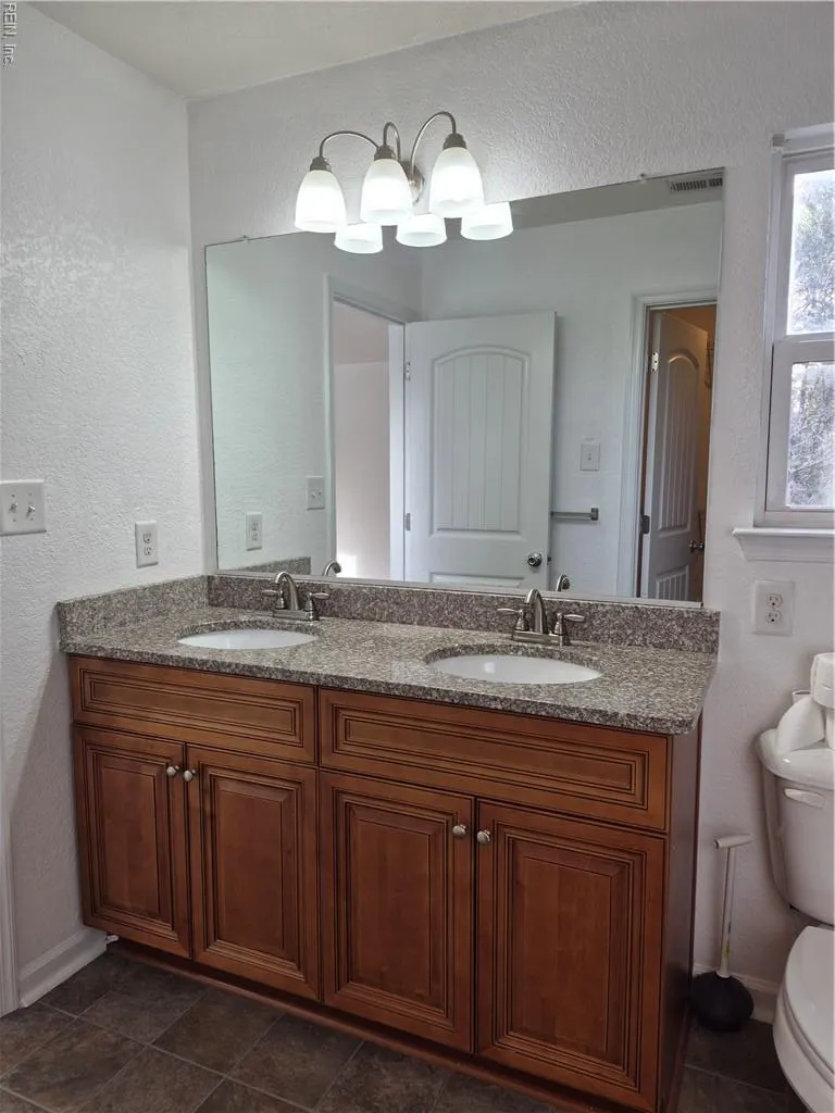 Chesapeake, Virginia 23320, United States, 4 Bedrooms Bedrooms, ,3 BathroomsBathrooms,Residential,Active,256888