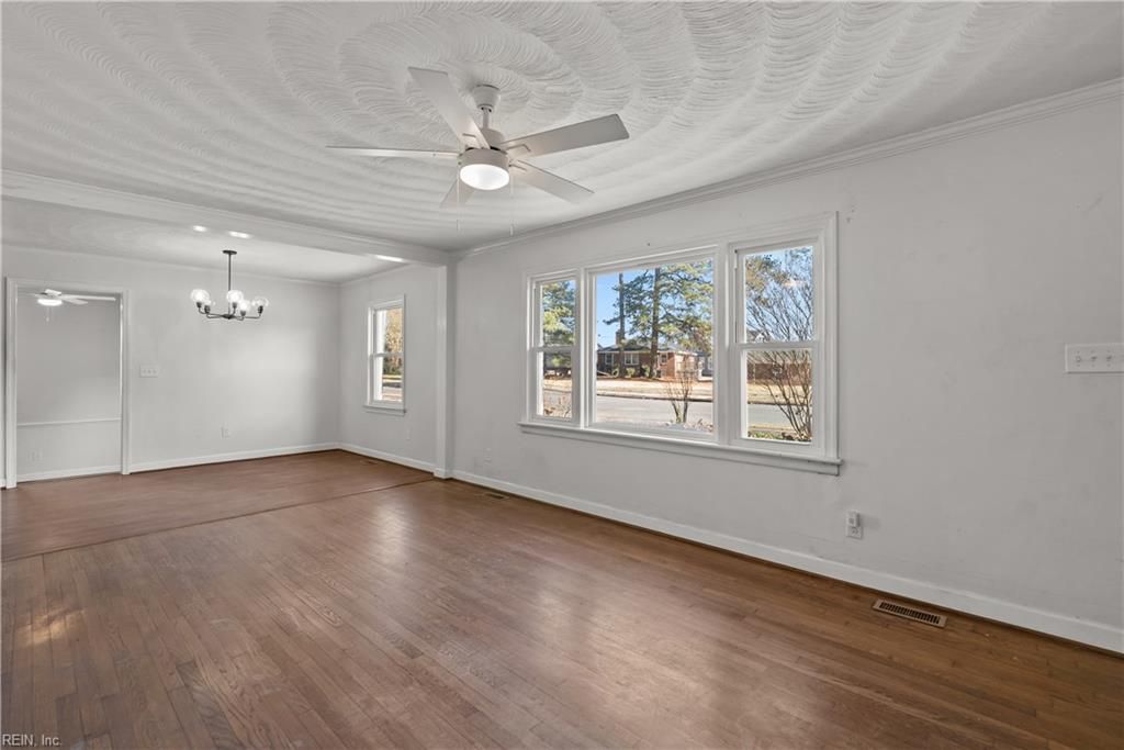 Photo of 419 S Main Street, Suffolk, VA 23434 (MLS # 10619682)