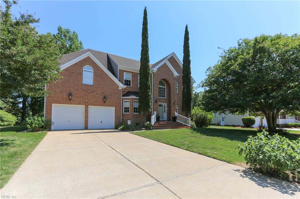Photo of 134 Whimbrel Drive, Suffolk, VA 23435 (MLS # 10642823)