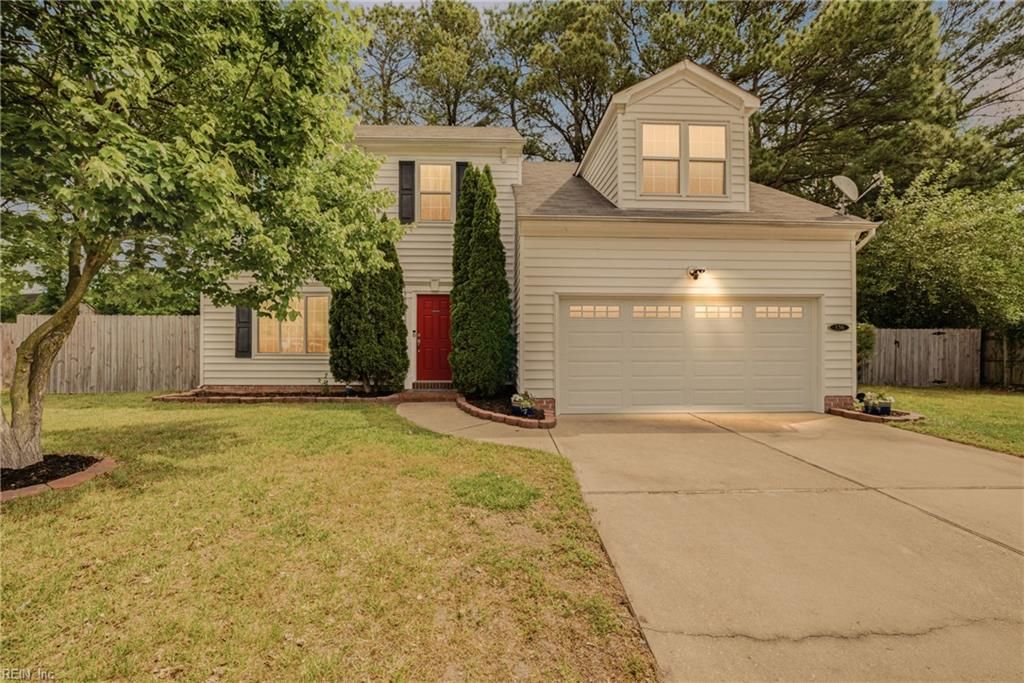 Photo of 136 Kings Gate Drive, Portsmouth, VA 23701 (MLS # 10632914)