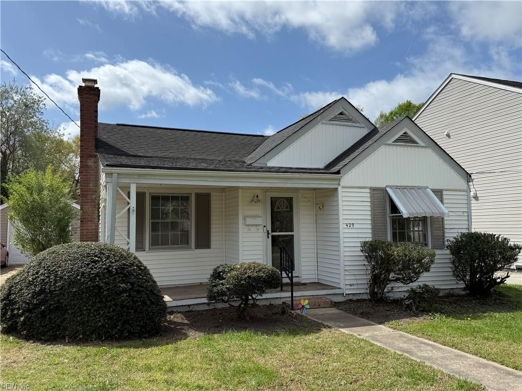 Photo of 429 E Bayview Boulevard, Norfolk, VA 23503 (MLS # 10628194)