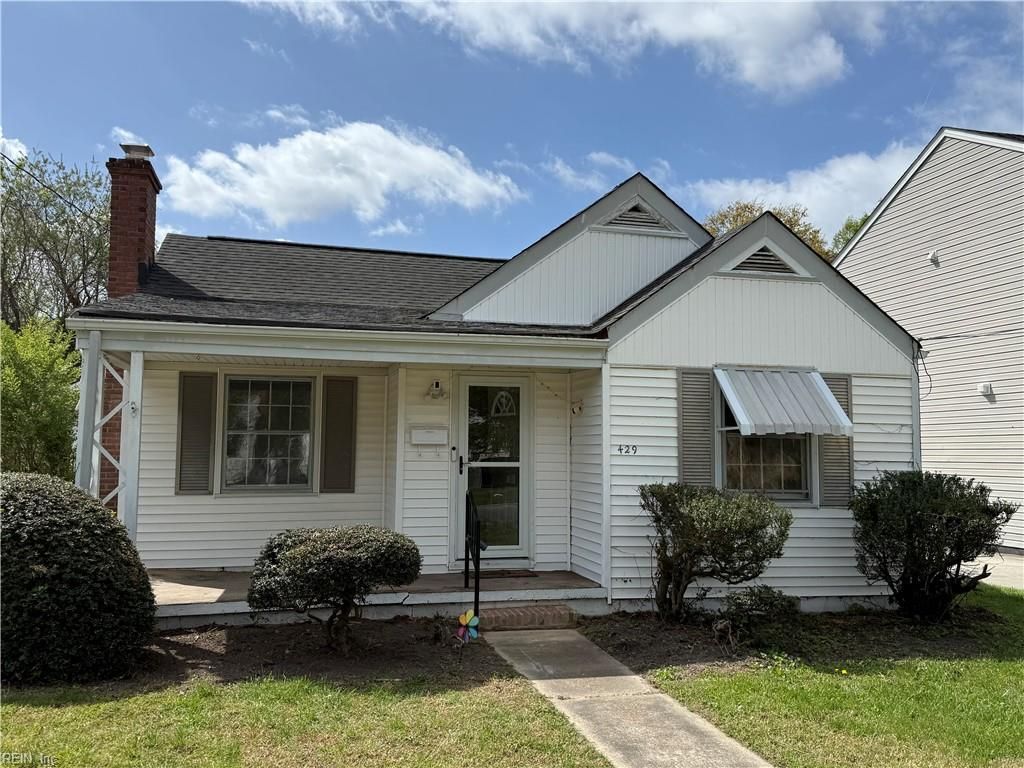 Photo of 429 E Bayview Boulevard, Norfolk, VA 23503 (MLS # 10628194)
