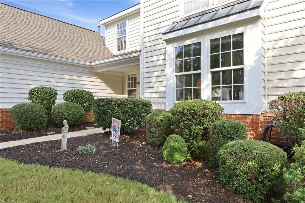 Photo of 132 Waters Edge Drive, Williamsburg, VA 23188 (MLS # 10650047)