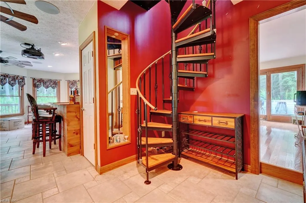 Suffolk, Virginia 23432, United States, 6 Bedrooms Bedrooms, ,4 BathroomsBathrooms,Residential,Active,197900