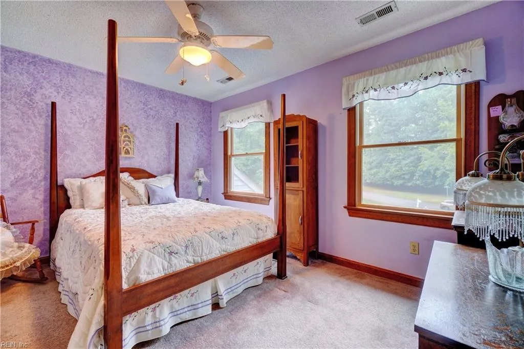 Suffolk, Virginia 23432, United States, 6 Bedrooms Bedrooms, ,4 BathroomsBathrooms,Residential,Active,197900