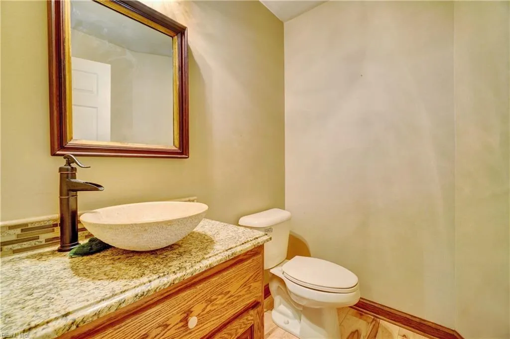 Suffolk, Virginia 23432, United States, 6 Bedrooms Bedrooms, ,4 BathroomsBathrooms,Residential,Active,197900