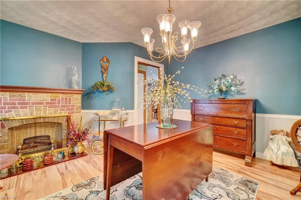 Suffolk, Virginia 23432, United States, 6 Bedrooms Bedrooms, ,4 BathroomsBathrooms,Residential,Active,197900