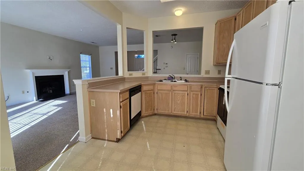 Newport News, Virginia 23602, United States, 3 Bedrooms Bedrooms, ,3 BathroomsBathrooms,Residential,Active,79470