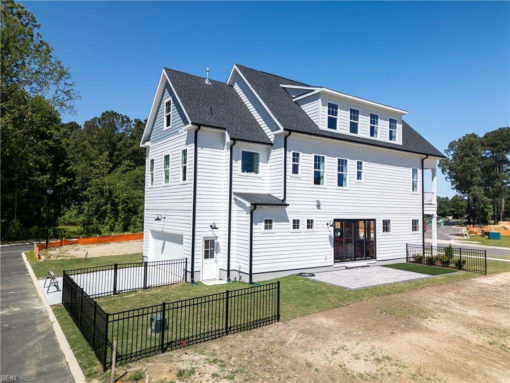 Photo of 385 Scotland Lane Ln, Chesapeake, VA 23320 (MLS # 10648483)
