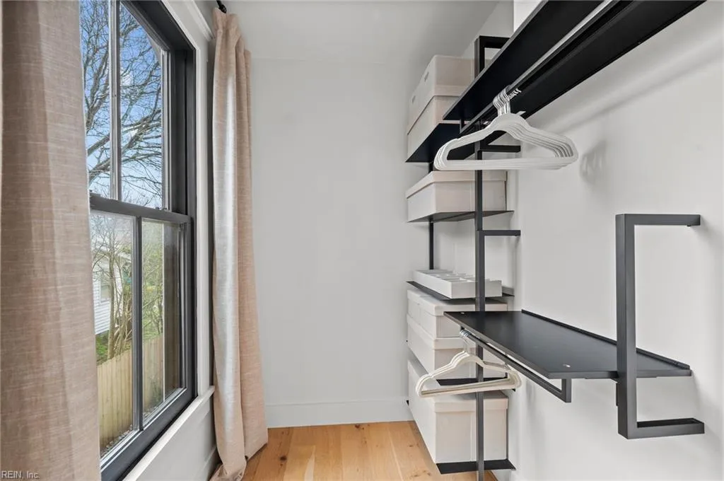 Virginia Beach, Virginia 23451, United States, 4 Bedrooms Bedrooms, ,3 BathroomsBathrooms,Residential,Active,173379