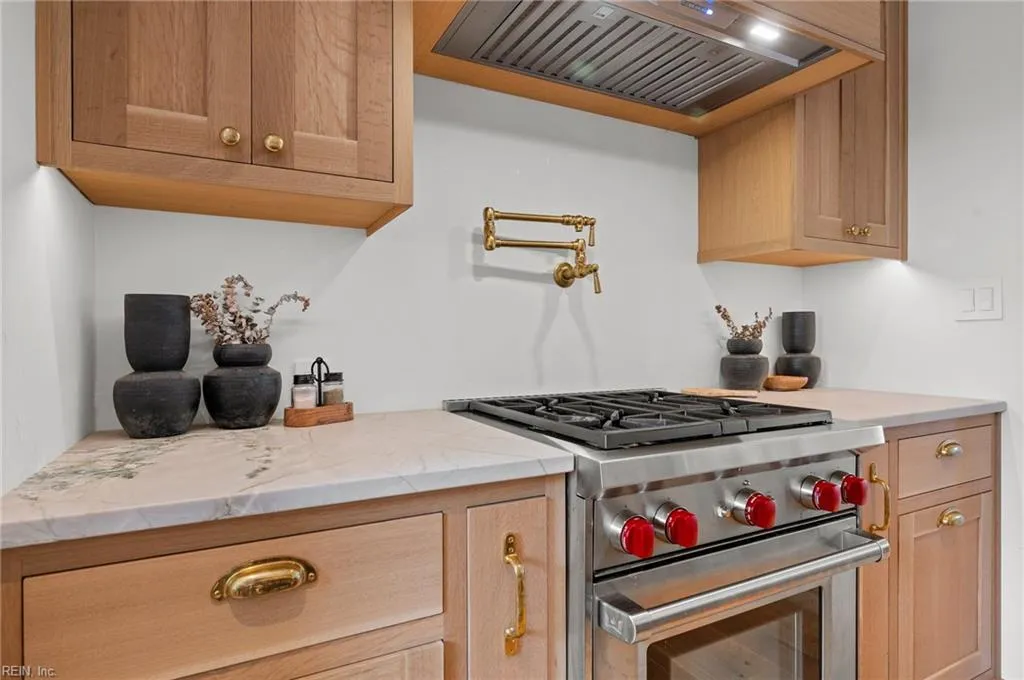 Virginia Beach, Virginia 23451, United States, 4 Bedrooms Bedrooms, ,3 BathroomsBathrooms,Residential,Active,173379