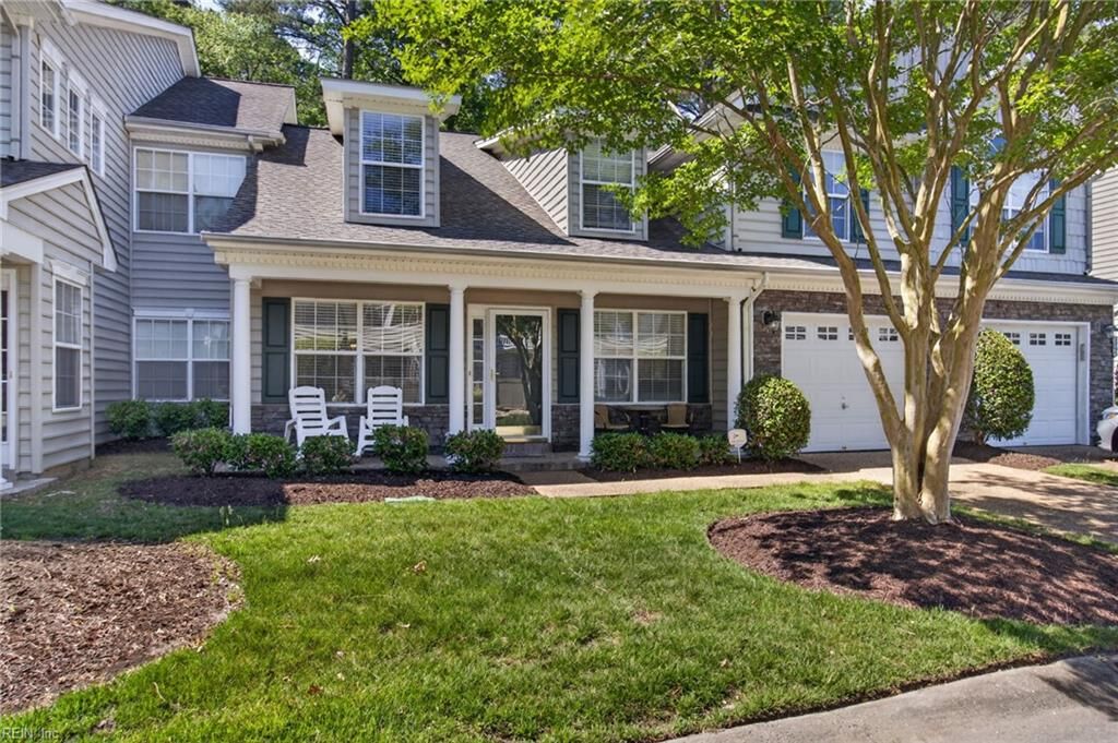 Photo of 2803 Waters Edge Lane, Suffolk, VA 23435 (MLS # 10636021)