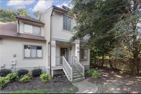 Photo of 125 Inland View Drive, Newport News, VA 23603 (MLS # 10659613)