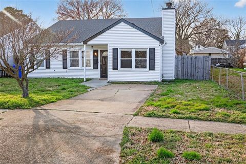 Photo of 2315 Maltby Avenue, Norfolk, VA 23505 (MLS # 10623885)